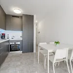 New In Cristianos Renovated With Ac, Steps From Playa Vistas *