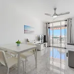New In Cristianos Renovated With Ac, Steps From Playa Vistas