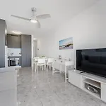 New In Cristianos Renovated With Ac, Steps From Playa Vistas * أرونا