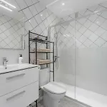 New In Cristianos Renovated With Ac, Steps From Playa Vistas أرونا