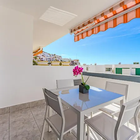 New In Cristianos Renovated With Ac, Steps From Playa Vistas * Arona (Tenerife)