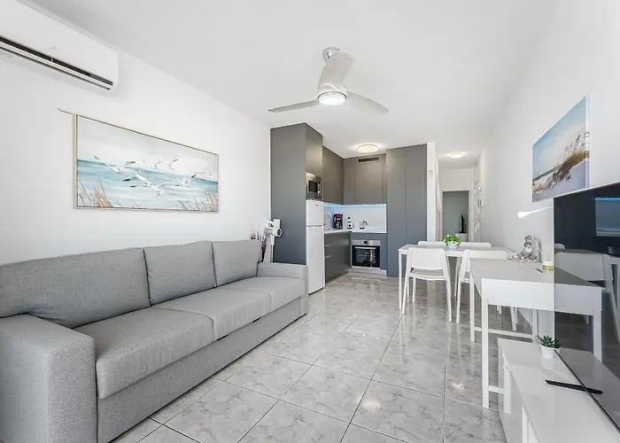 New In Cristianos Renovated With Ac, Steps From Playa Vistas