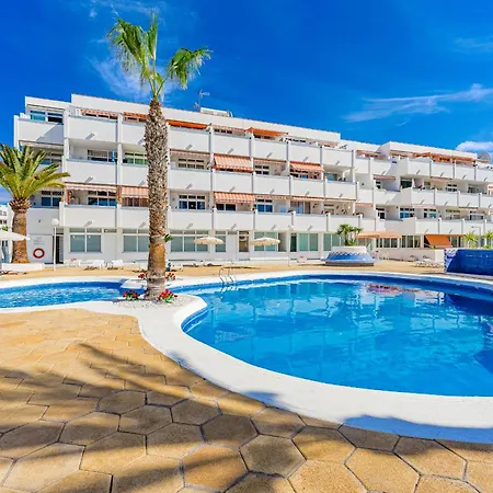 New In Cristianos Renovated With Ac, Steps From Playa Vistas