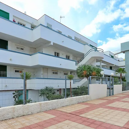 New In Cristianos Renovated With Ac, Steps From Playa Vistas Arona (Tenerife)